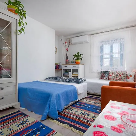 Appartement Saby A2+2 - Grill & Free Parking In shadow!
