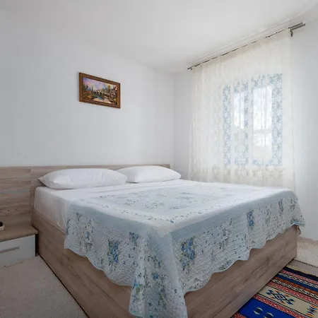 Appartement Saby A2+2 - Grill & Free Parking In shadow! Poreč