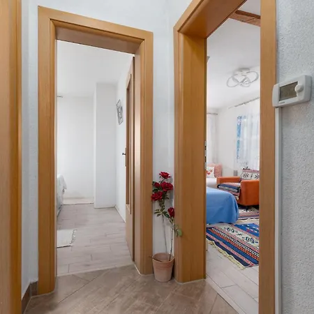 Saby A2+2 - Grill & Free Parking In shadow! Appartement
